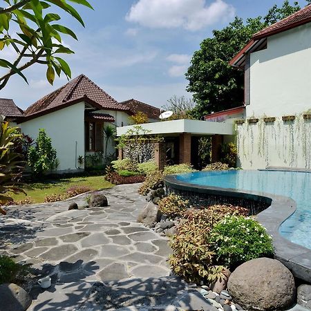 Zen Rooms Pakualaman Yogyakarta Ngoại thất bức ảnh