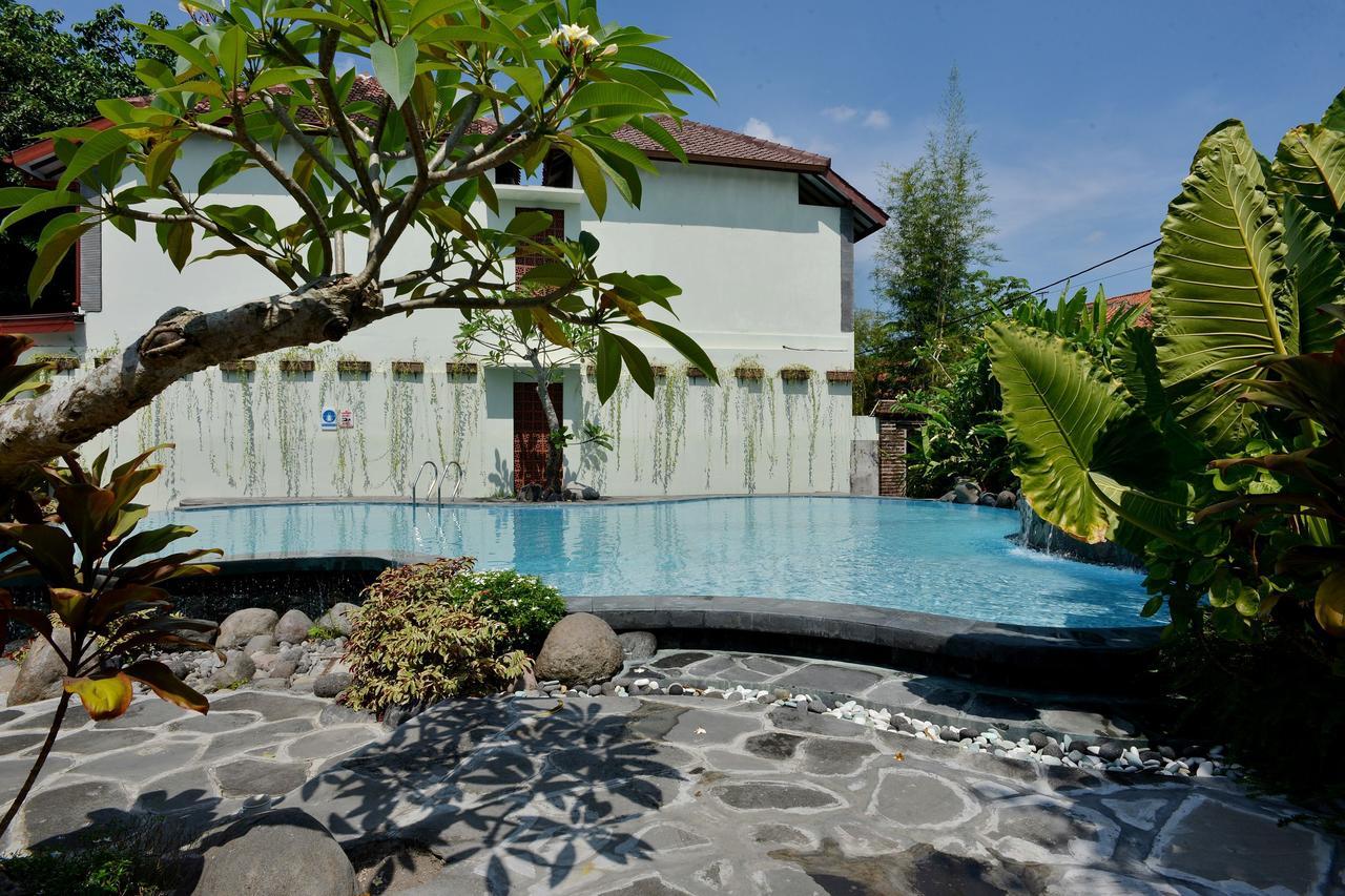 Zen Rooms Pakualaman Yogyakarta Ngoại thất bức ảnh