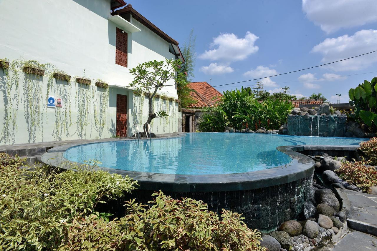 Zen Rooms Pakualaman Yogyakarta Ngoại thất bức ảnh